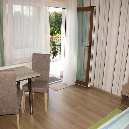 Apartament Csilla *