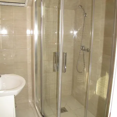 Apartment Csilla *