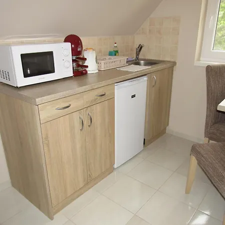 Csilla Apartment *