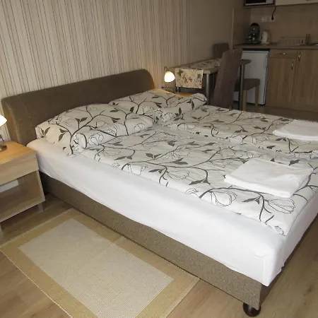 Csilla Apartment